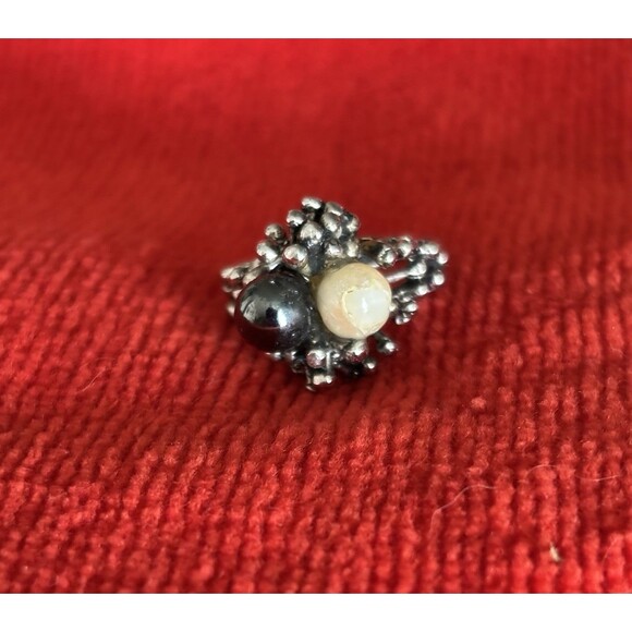 Sterling Silver 2 Pearl Ring - Picture 3 of 8